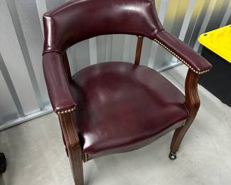 $25 - Vintage Style Leather Office Chair w/ Wheels