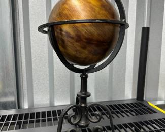 $10 - Metallic Globe Decoration 