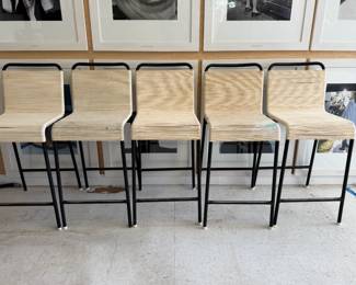 VKG chairs