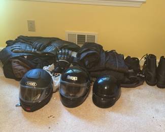 Motorcycle riding gear