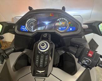 2019 Honda Goldwing Motorcycle with only 9,800 miles!