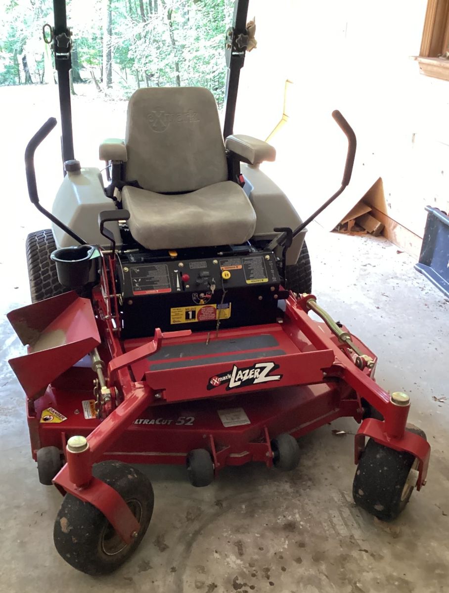 Exmark Lazer Z Ultra 52 in Industrial Zero Turn Mower