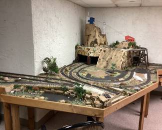 Train table and landscapes