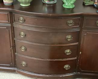 Mahogany dresser 2 cabinets 4 drawers