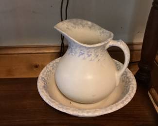 Vintage Roseville Pottery Water pitcher and bowl set