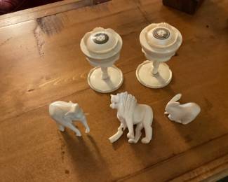 Collection of carvings made of imitation ivory