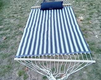 Tree to tree hammock 