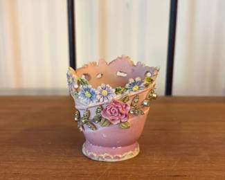Decorative Floral Potpourri Holder 