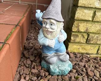 garden gnome figurine 