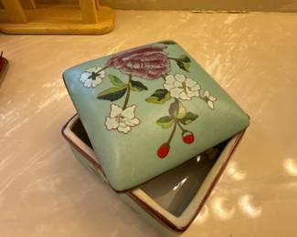 Cloisonne enamel trinket box 