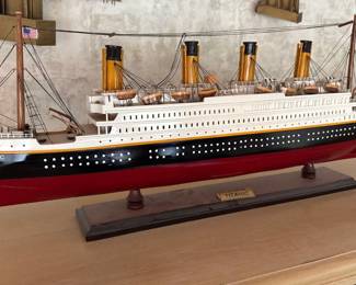 RMS Titanic Model Ship