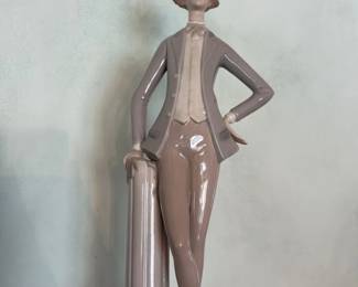 Lladro "The Gentleman" Porcelain Figurine 