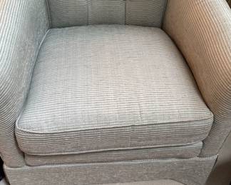 upholstered accent chair 