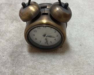 Vintage Style Twin Bell Alarm clock 