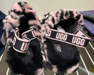 UGG slippers 
