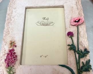 Raj Collection Floral Picture Frame 