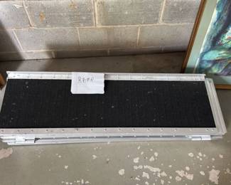 Portable wheelchair ramp 