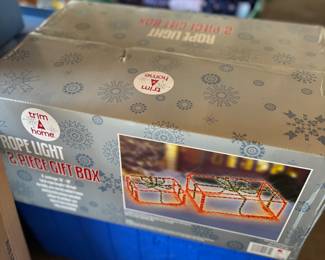 Rope light gift boxes