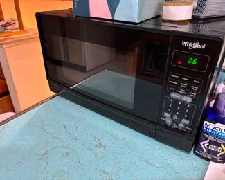 Whirlpool microwave