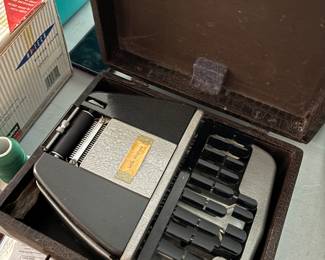 Stenographer’s machine
