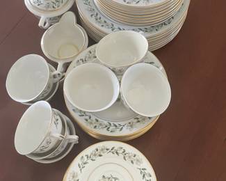 Princess china, Bridal wreath pattern