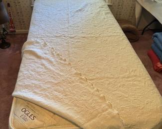 Twin bed