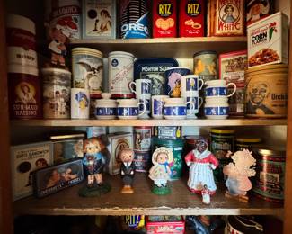 Tin collection, cast iron collection