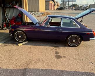 1974 MG. RUNS AND DRIVES. NEEDS SOME LOVE