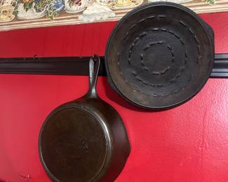Martin cast iron fish fryer with lid
