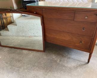 Nice vintage dresser with mirror