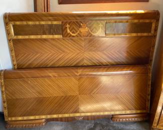 Beautiful three-piece waterfall bedroom set. 