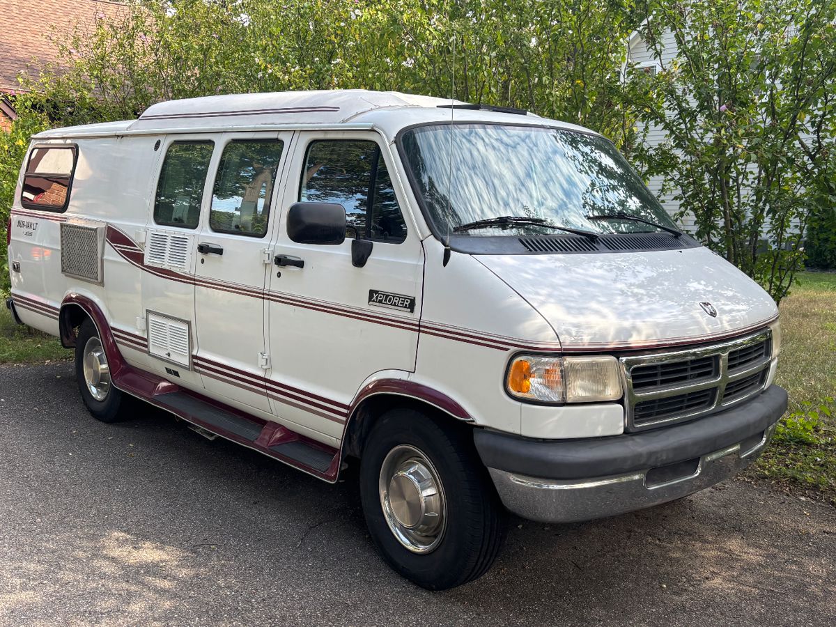 1996 Dodge Explorer camper van. Meticulously maintained, garage stored, 93k miles