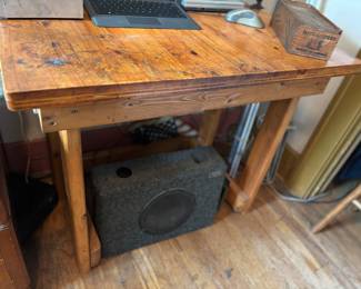 Neat vintage table 