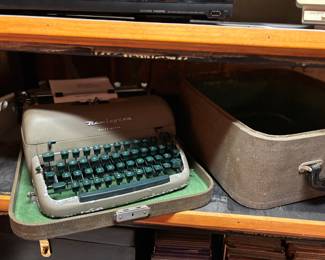 Remington typewriter 