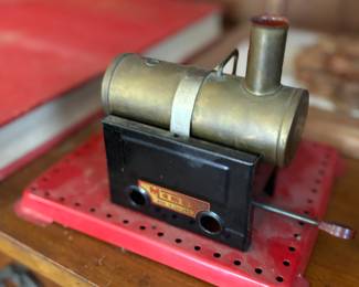 Mamod steam engine