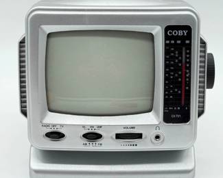 95 Coby5BlackWhiteTelevisionwAMFMRadio