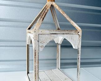 10 HangingRusticMetalWoodOpenLantern