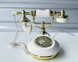 64 VintageFloralFrenchStyleCordedTelephone