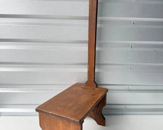 55 WoodenStepStoolwHandle
