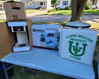 "Like New" Bunn Coffee, Kenmore Sewing Machine.

Vintage IWU seat cushions 
