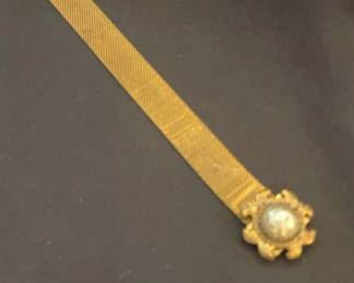 Mid Victorian Mesh Bracelet