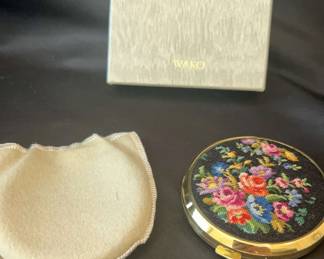 Beautiful Wako Compact New