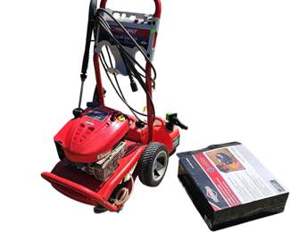 Briggs & Stratton 675 Series Power Washer Troy-Bilt 020293 +Floor Attachment
