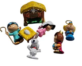 Peanuts Nativity Charlie Brown Snoopy Lucy Deluxe