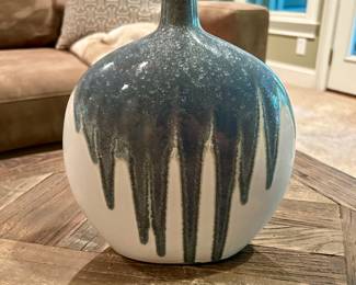 Modern Ceramic Vase – Drip Glaze Finish - $22
This modern ceramic vase features a striking drip-glaze design in gray and blue over a soft white base, giving it a unique and contemporary style. Perfect for displaying fresh flowers, dried arrangements, or simply as a decorative accent.
•	Maker: Three Hands Corp.
•	Material: Glazed ceramic
•	Dimensions: Approx. 9” tall
•	Condition: Excellent, no chips or cracks
