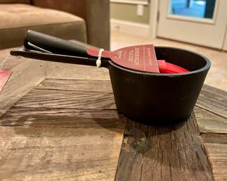 SOLD

Sur La Table Cast Iron Sauce Pot & Basting Brush Set - $10
Brand new Sur La Table cast iron sauce pot with silicone basting brush. Perfect for grilling, barbecues, and kitchen use. Durable cast iron holds heat well, and the silicone brush is ideal for sauces, marinades, and glazes. 