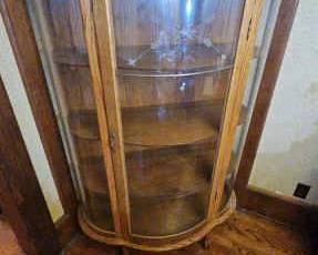 Beautiful China Cabinet 