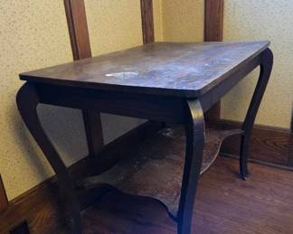 005 Antique Library Table