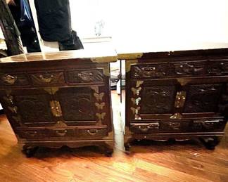 Pair of very nice chests