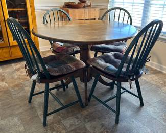 Kitchen Table With 4 Chairs 
